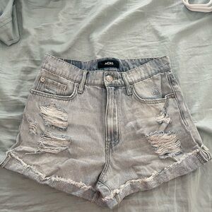 Aeropostale mom jeans size 4